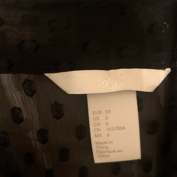 Black sheer long sleeve top (H&M) - Picture 2 of 3